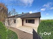 Maison à SAINT-ELOY-LES-MINES