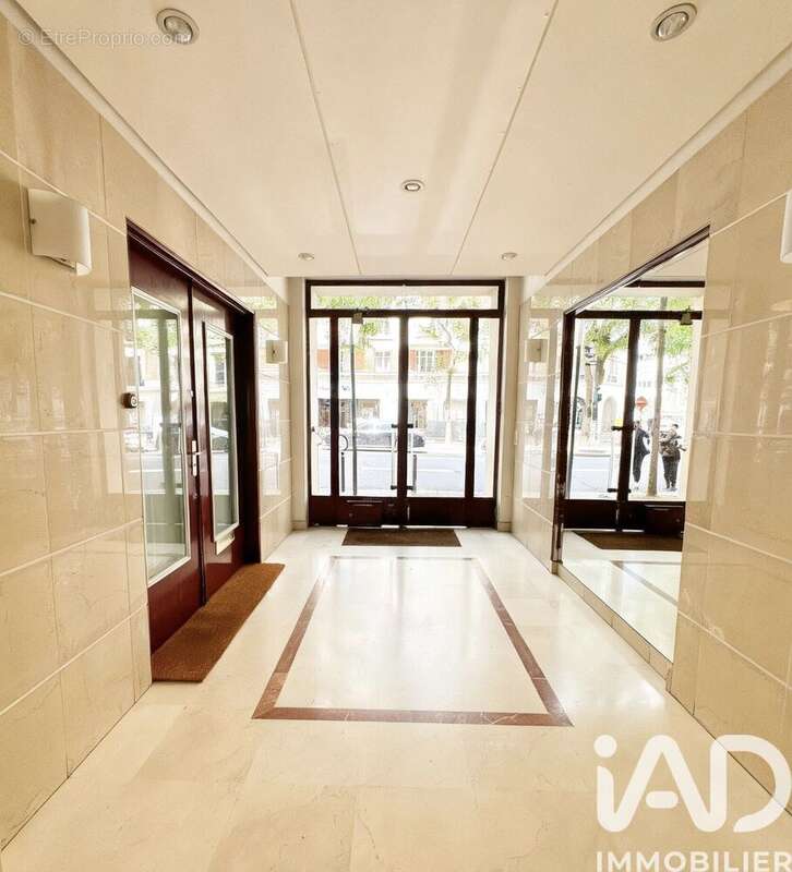 Photo 9 - Appartement à PARIS-16E