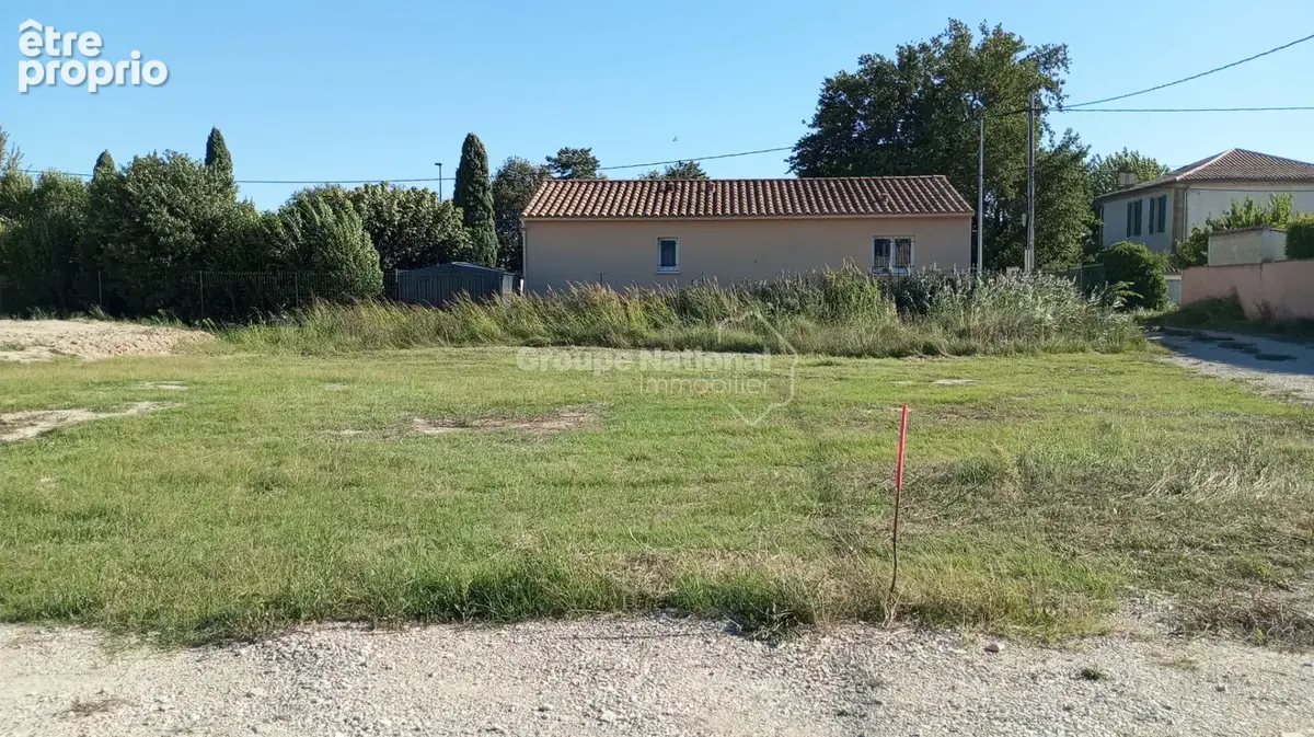 Photo Terrain à Monteux au prix de 145 000€