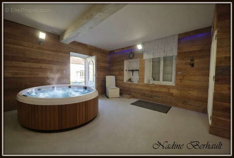 Maison à FERRIERES-EN-GATINAIS