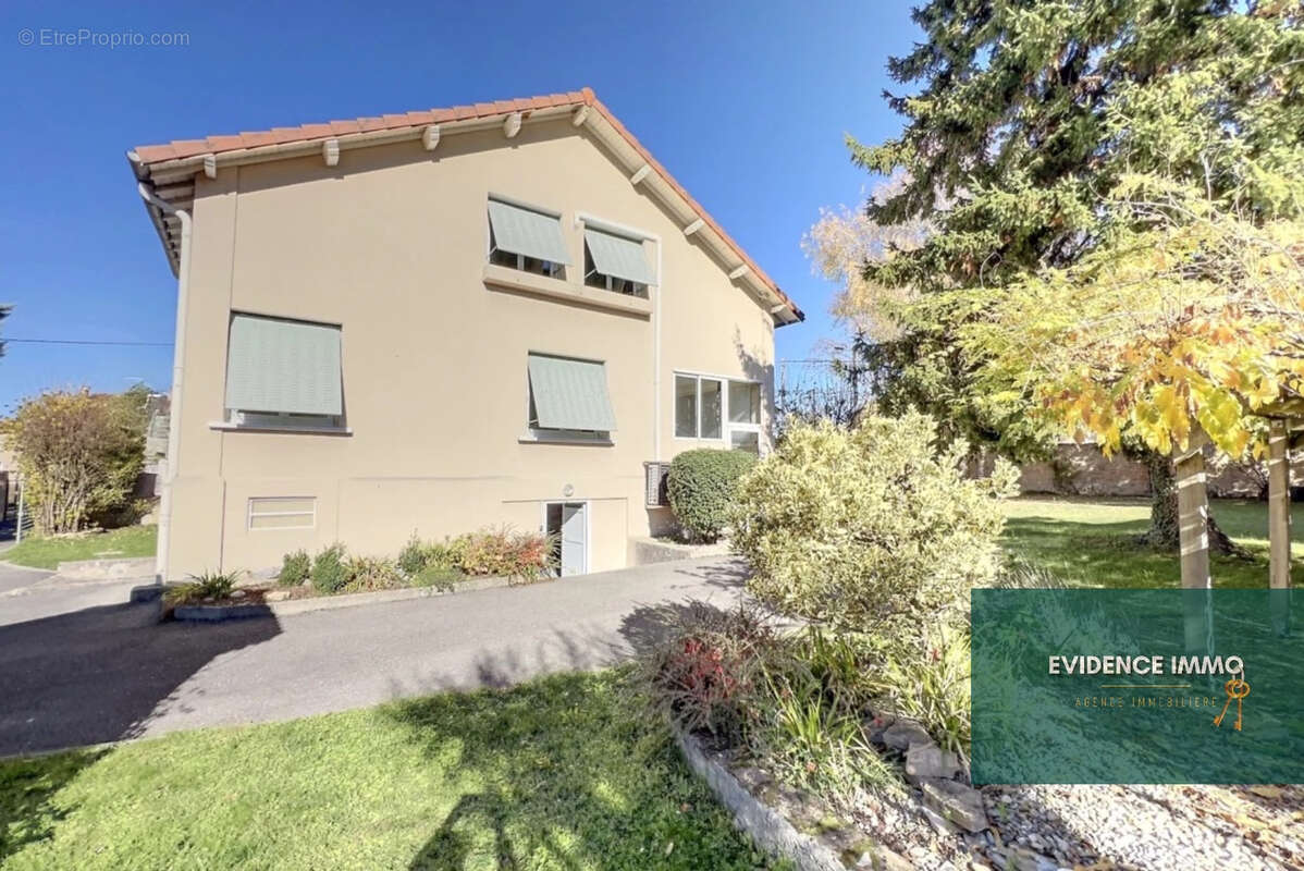 Maison à BOURGOIN-JALLIEU