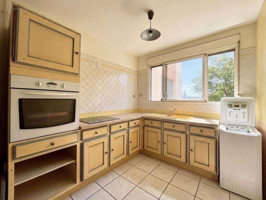 À Vendre, Appartement T3/4 avec terrasse + Cave & Garage boxé / La Terrasse – Limayrac 31500 Toulouse - photo 8
