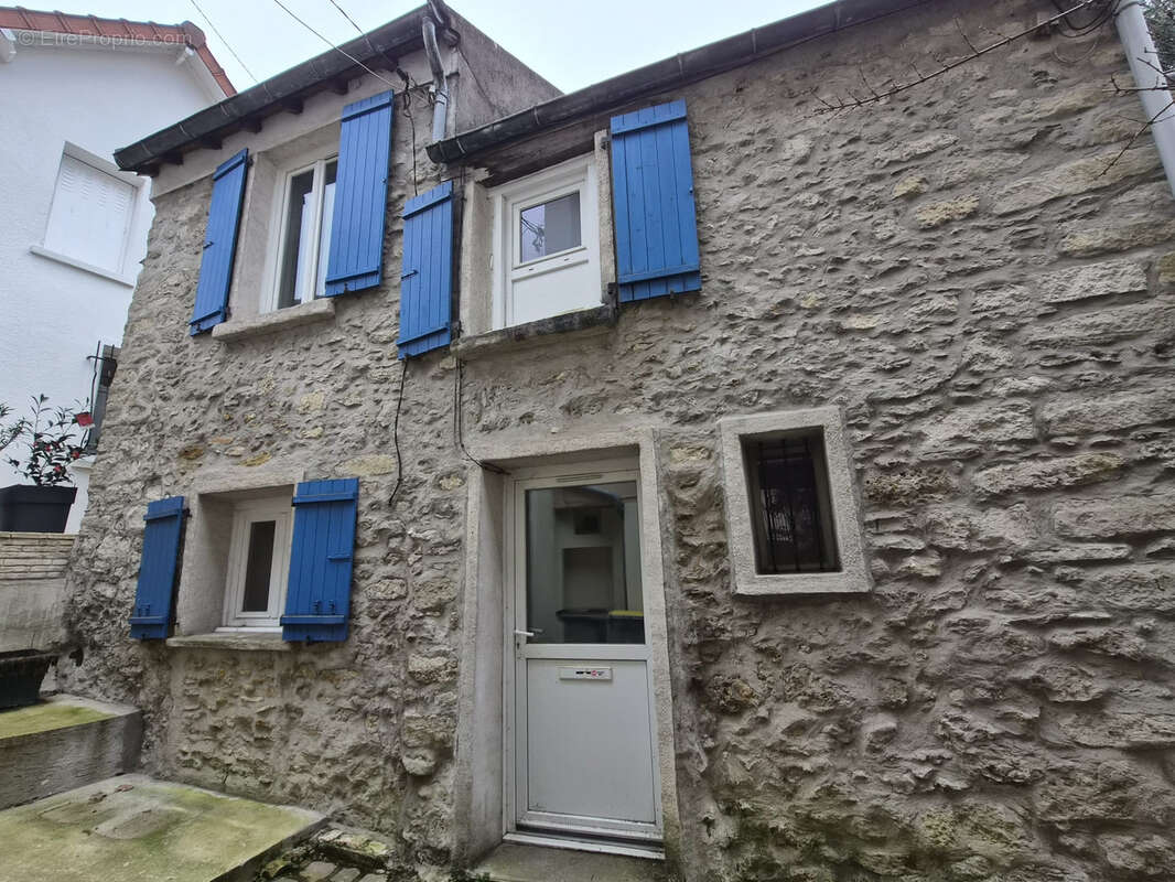Maison à L'ETANG-LA-VILLE