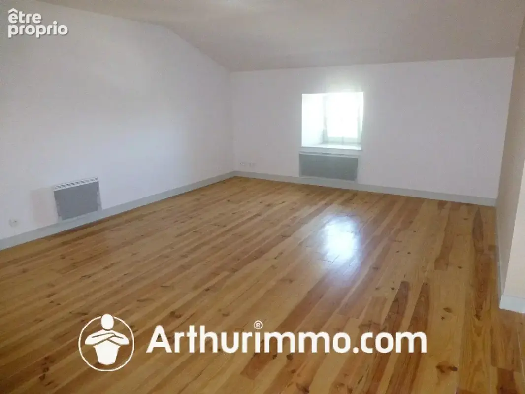 Vente Appartement Saint-jean-d'angely(17400) 86 400ï¿œ - photo 2