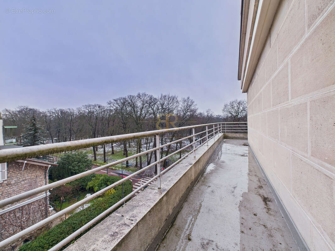 Appartement à FONTENAY-SOUS-BOIS