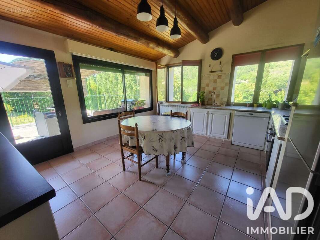 Maison 150 m² à Villeperdrix  - photo 8