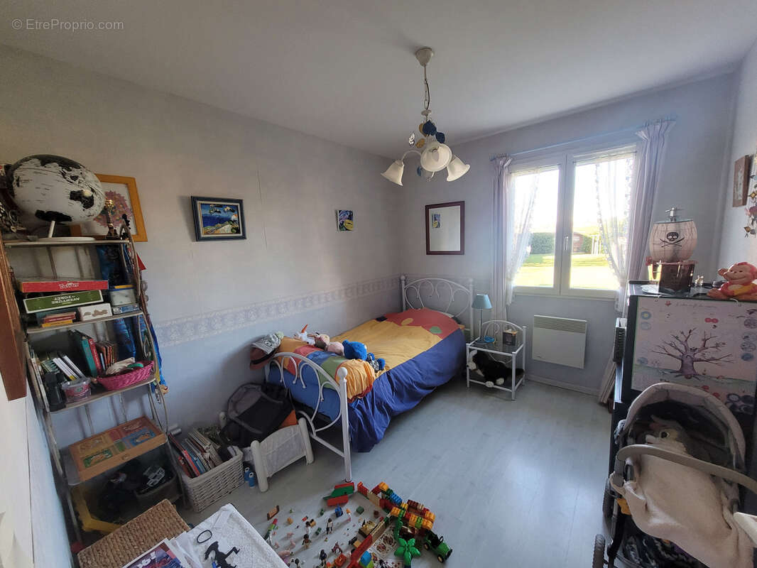 Maison à SAINT-NIZIER-DE-FORNAS