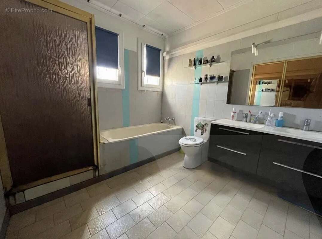 Maison à LIGNAN-SUR-ORB