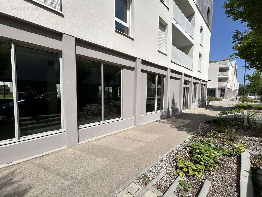 Commerce à CHANTEPIE