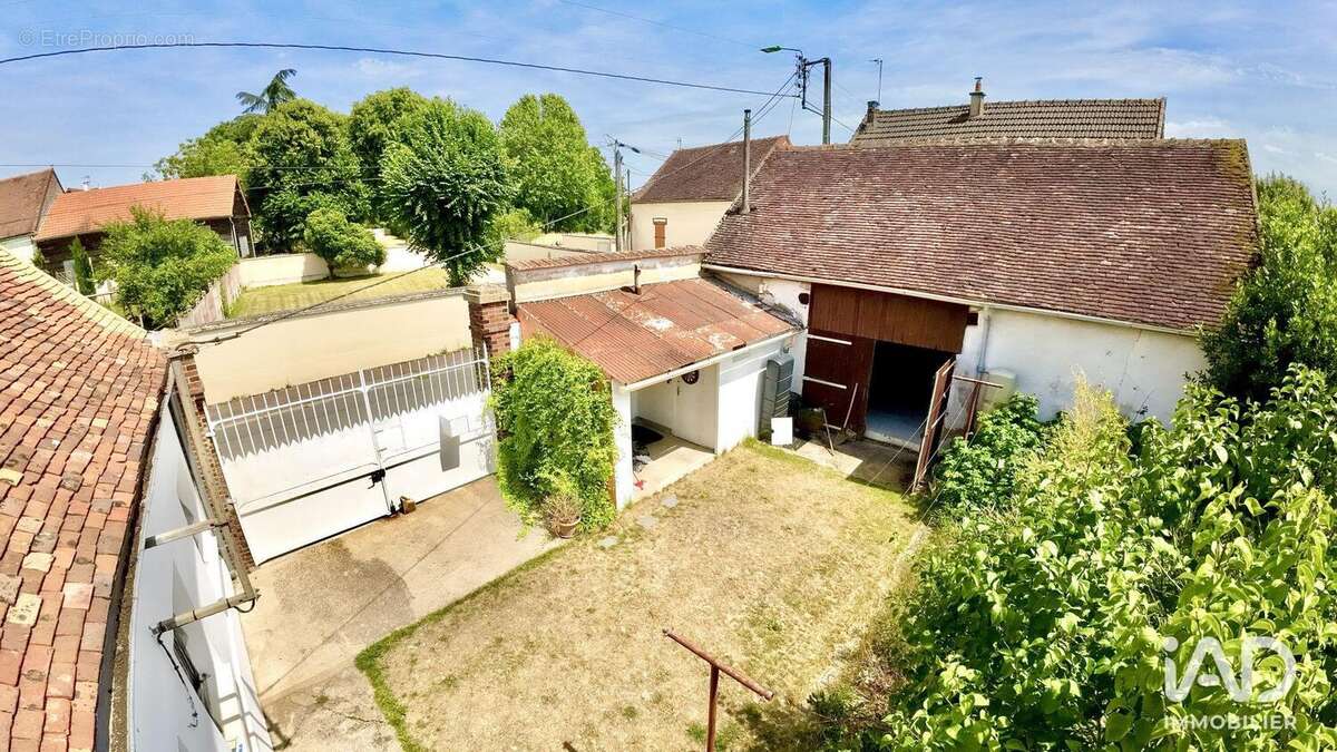 Photo 3 - Maison à SAINT-CLEMENT