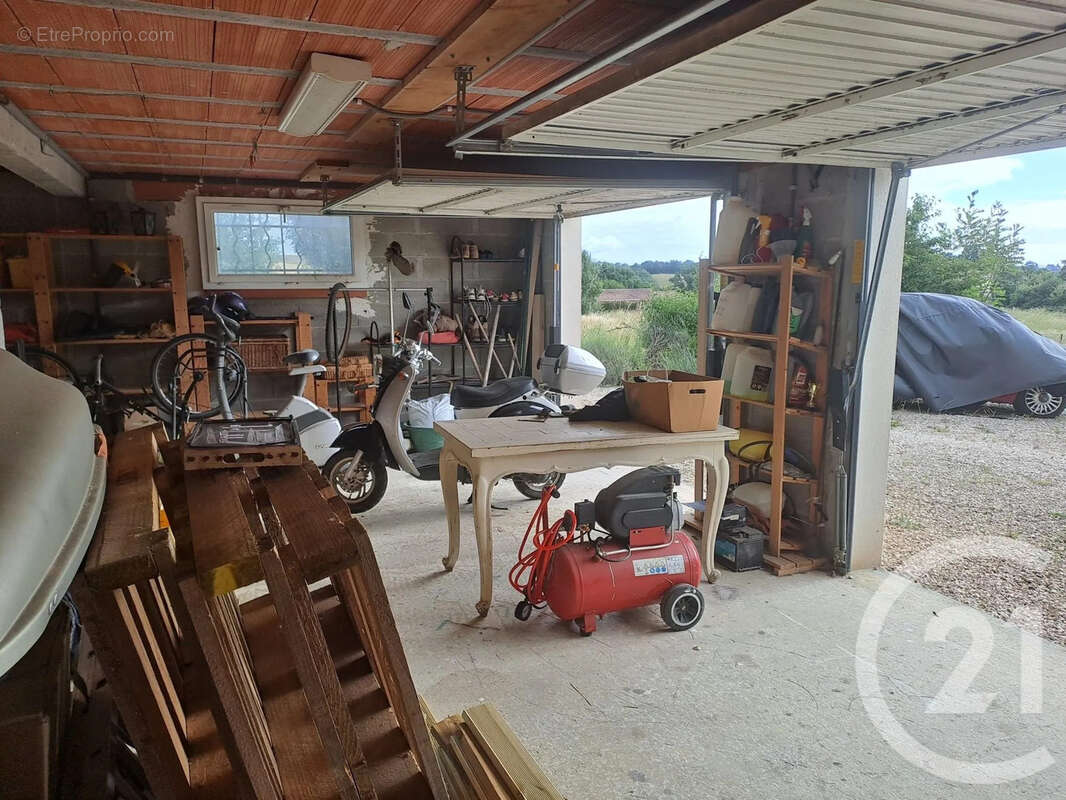 Maison 116 m² à L'isle-Jourdain  - photo 21