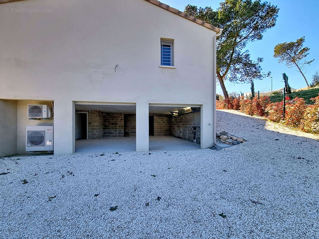 Maison à NIMES