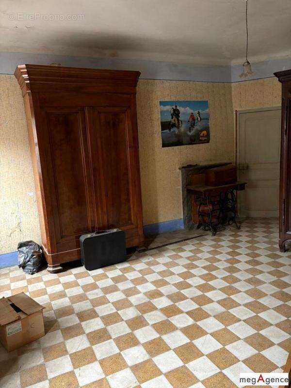 Maison à SAINT-ETIENNE-VALLEE-FRANCAISE