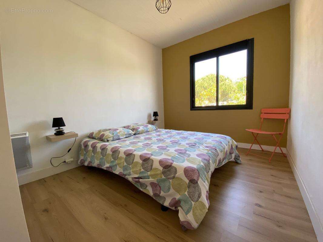 Maison à LES MATHES