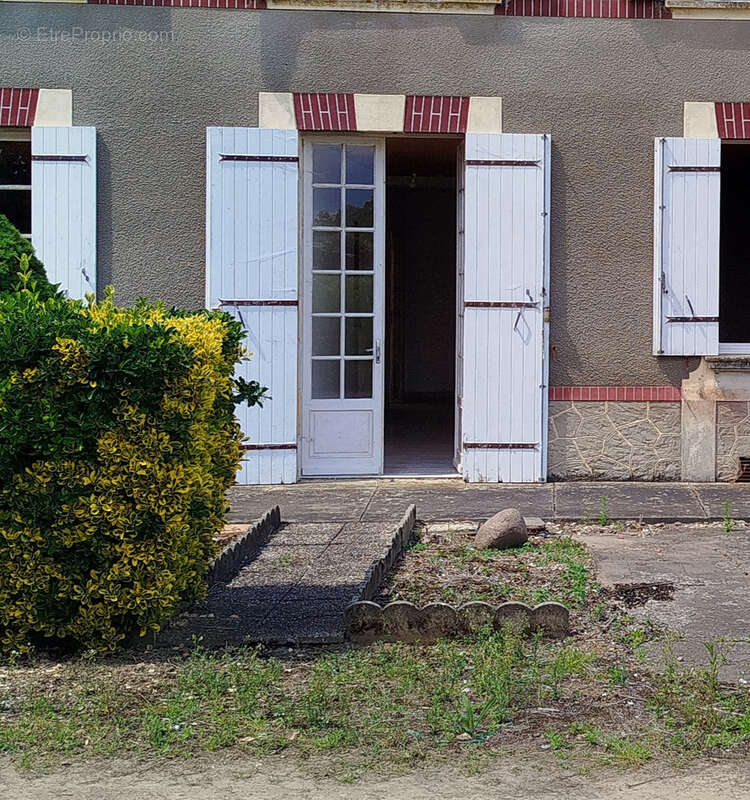 Maison à CAPLONG