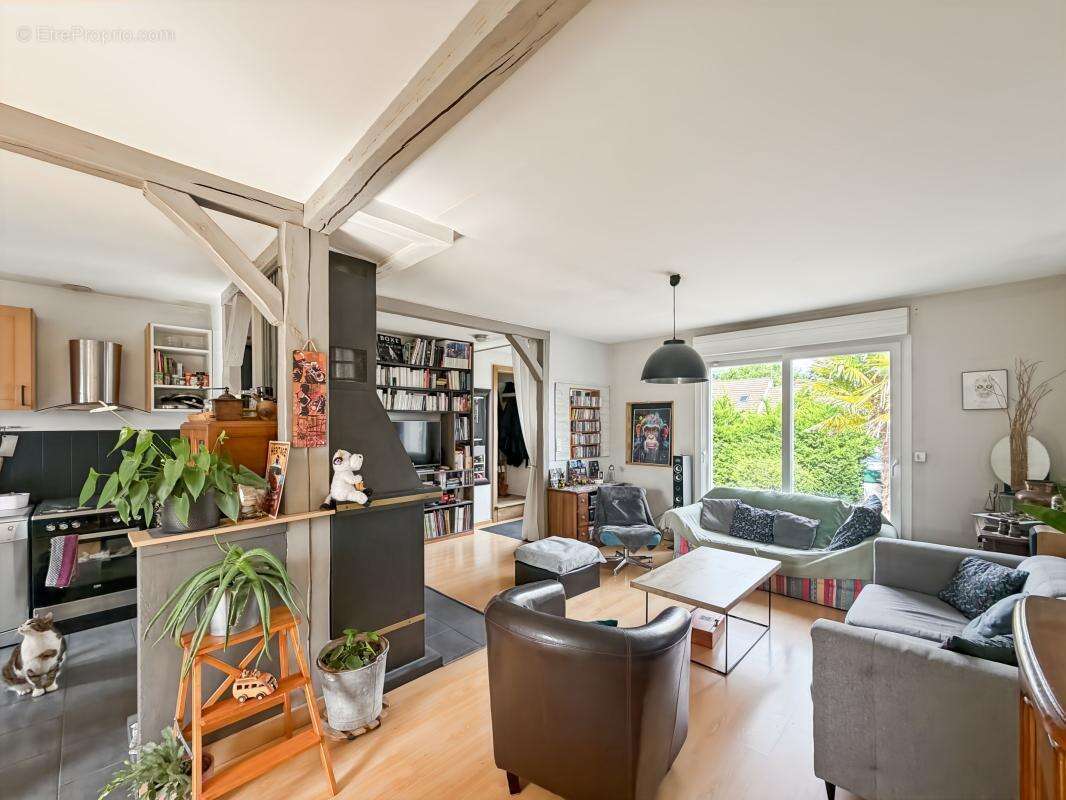 Maison 5 pièces familiale en centre-ville avec sous-sol total et beau jard - photo 4