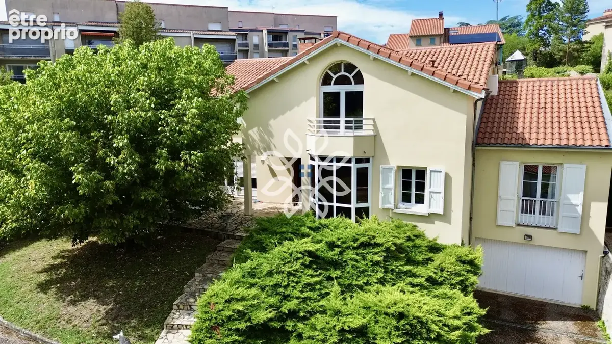 Brioude   maison familiale 206 m2   4 chambres   terrain 1 043 m2   grand garage - photo 26