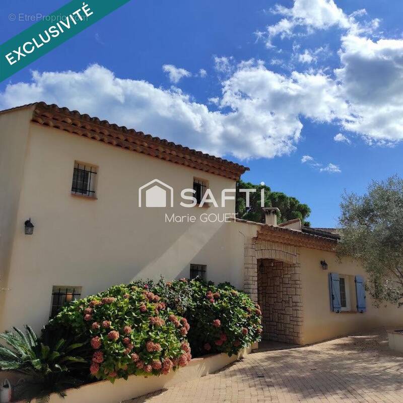 Photo 1 - Maison à FREJUS
