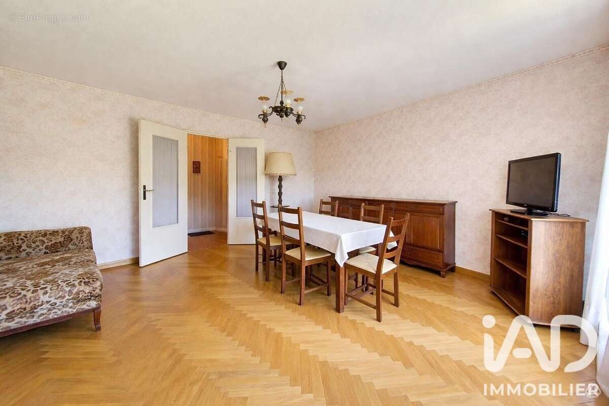 Photo 2 - Appartement à TREMBLAY-EN-FRANCE