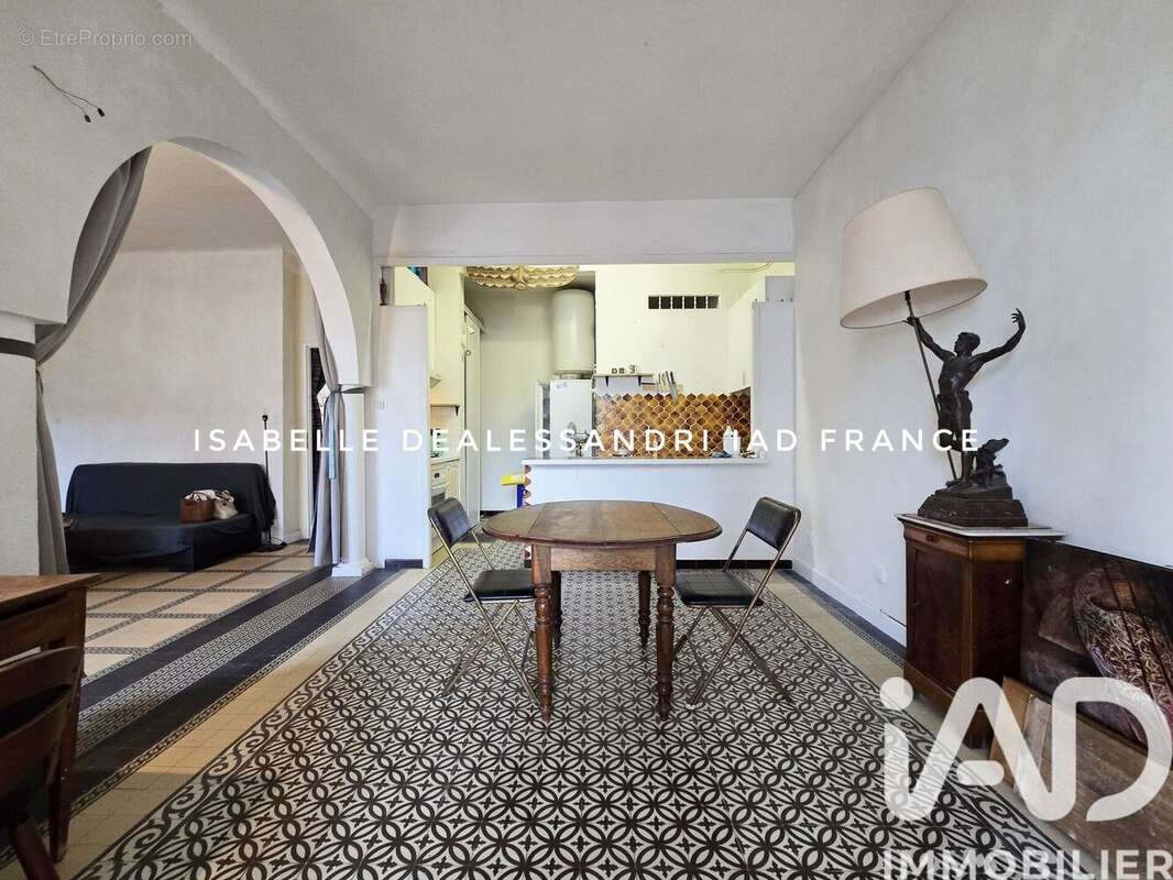 Photo 4 - Appartement à SAINT-CYR-SUR-MER