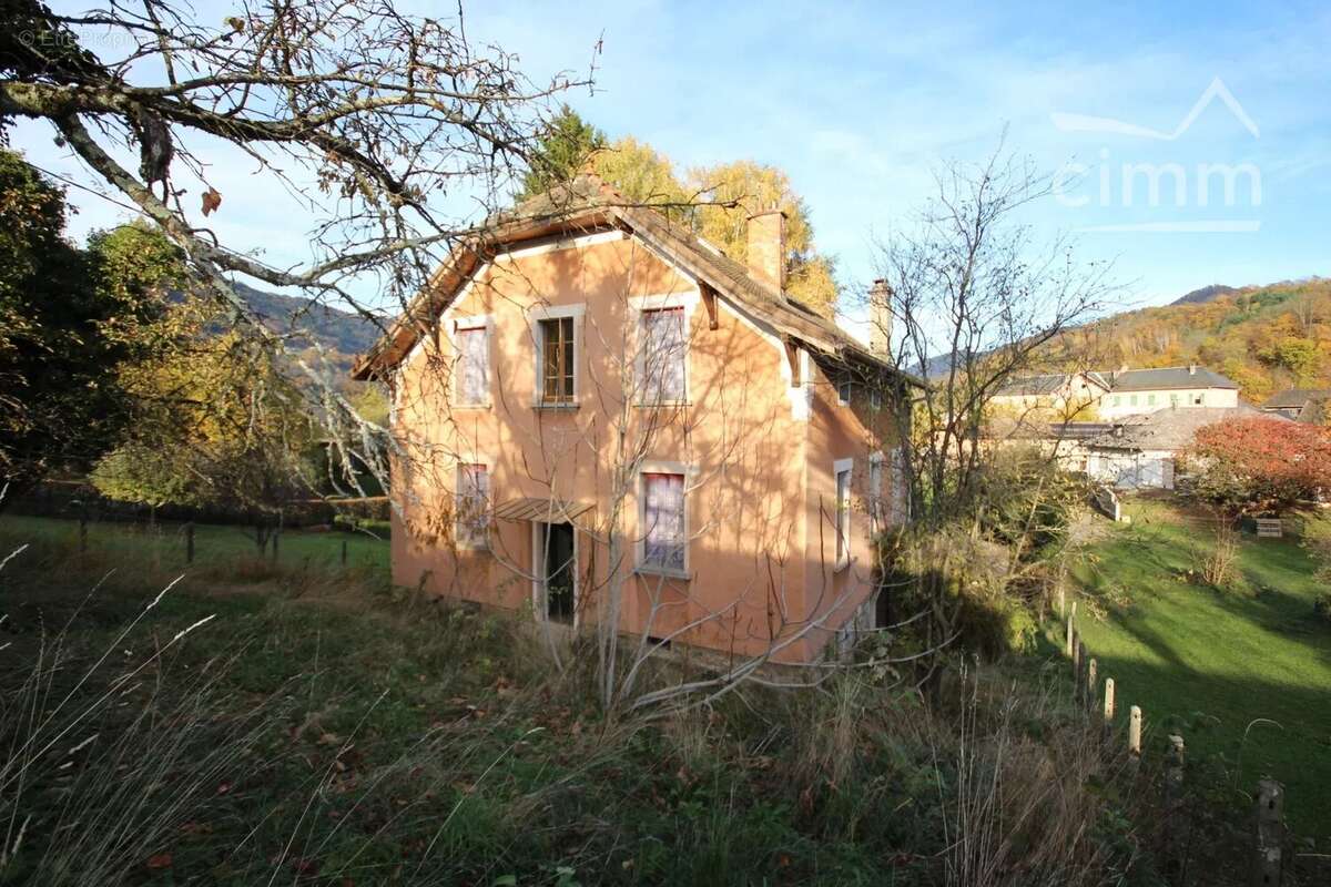 Maison à LA ROCHETTE