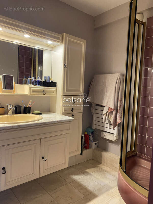 Appartement à PETIT-COURONNE