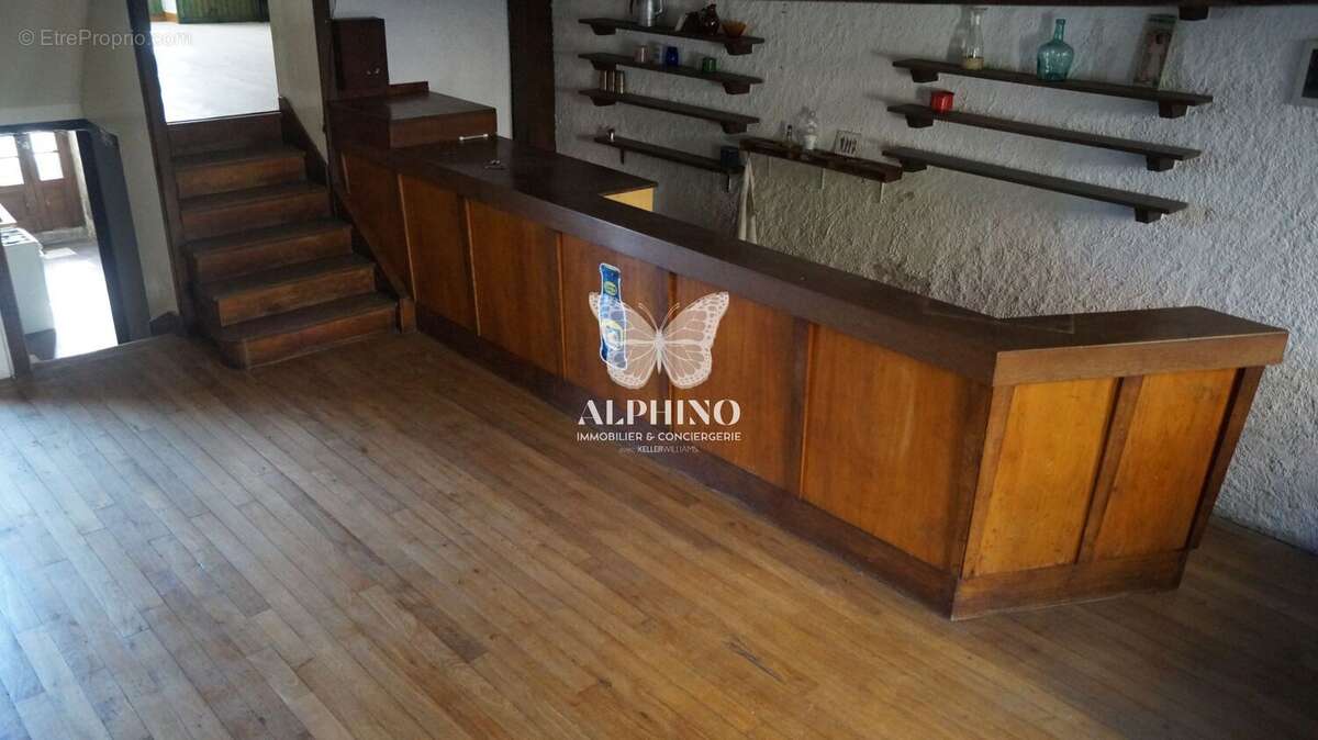 Maison à CHAMPNIERS-ET-REILHAC