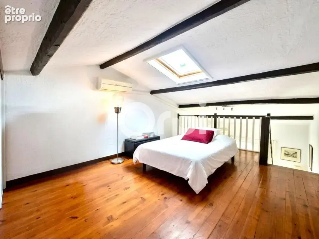 Logement avec terrasse - parking privé et cave - piscine / résidence sécurisée - photo 7