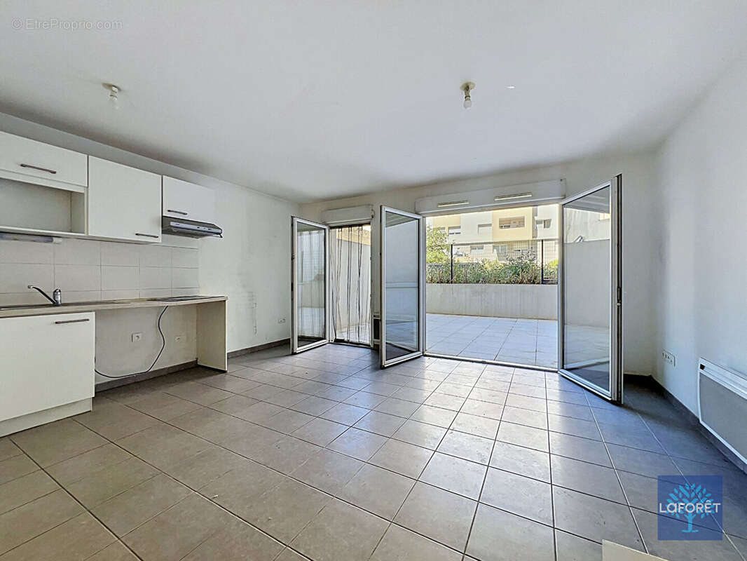 EXCLUSIVITÉ - Type 3 en Duplex - avec grande terrasse de 26 m² + parking en sous-sol - photo 4