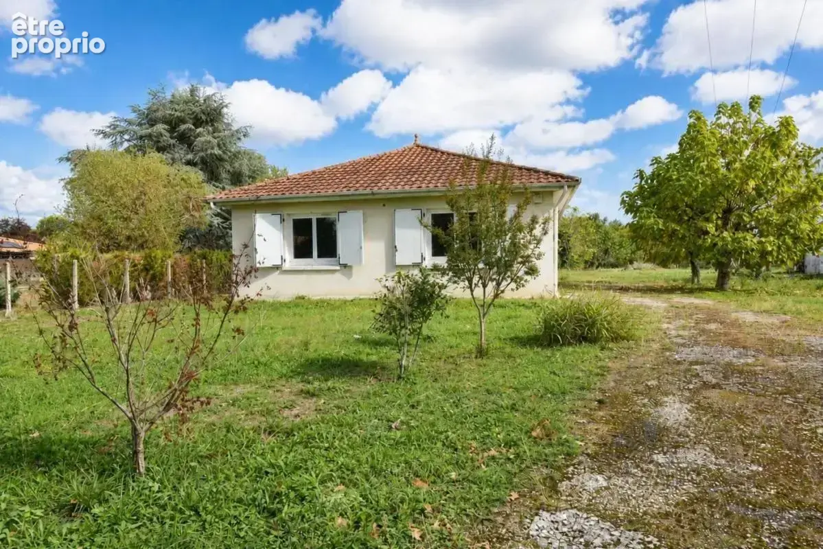 Saint-Seurin-sur-l'Isle : maison  99 m² + dépendances sur 6660 m² de terrain - photo 12