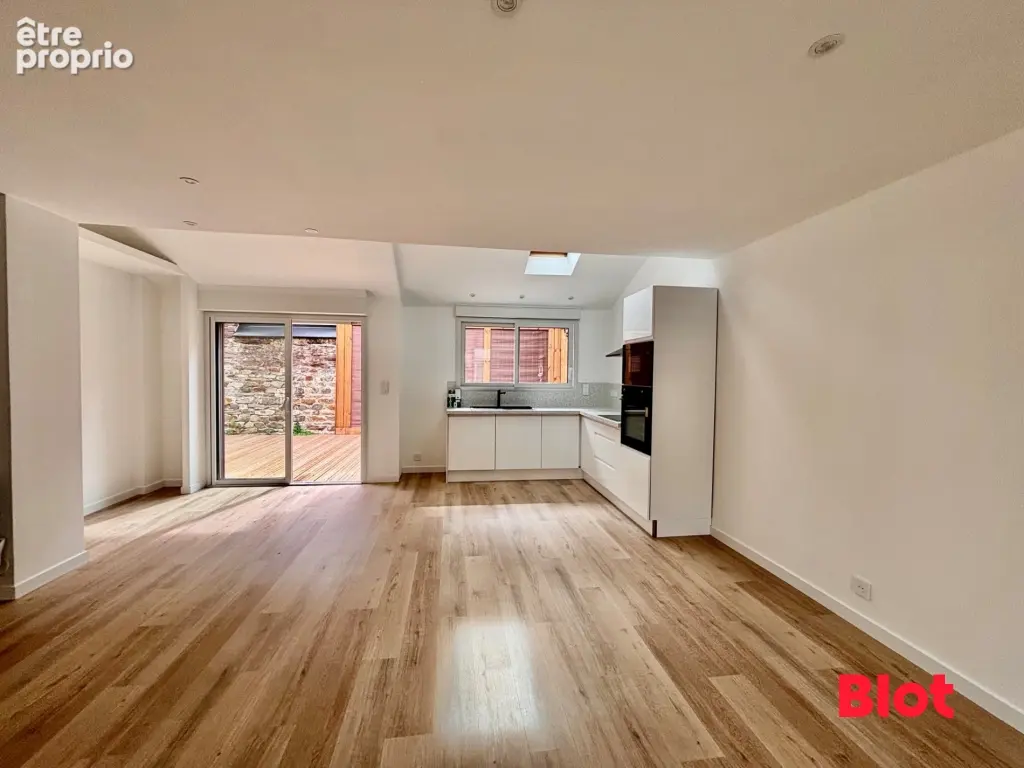 Maison 5 pièces 110 m² à vendre à Rennes (35000) - photo 2
