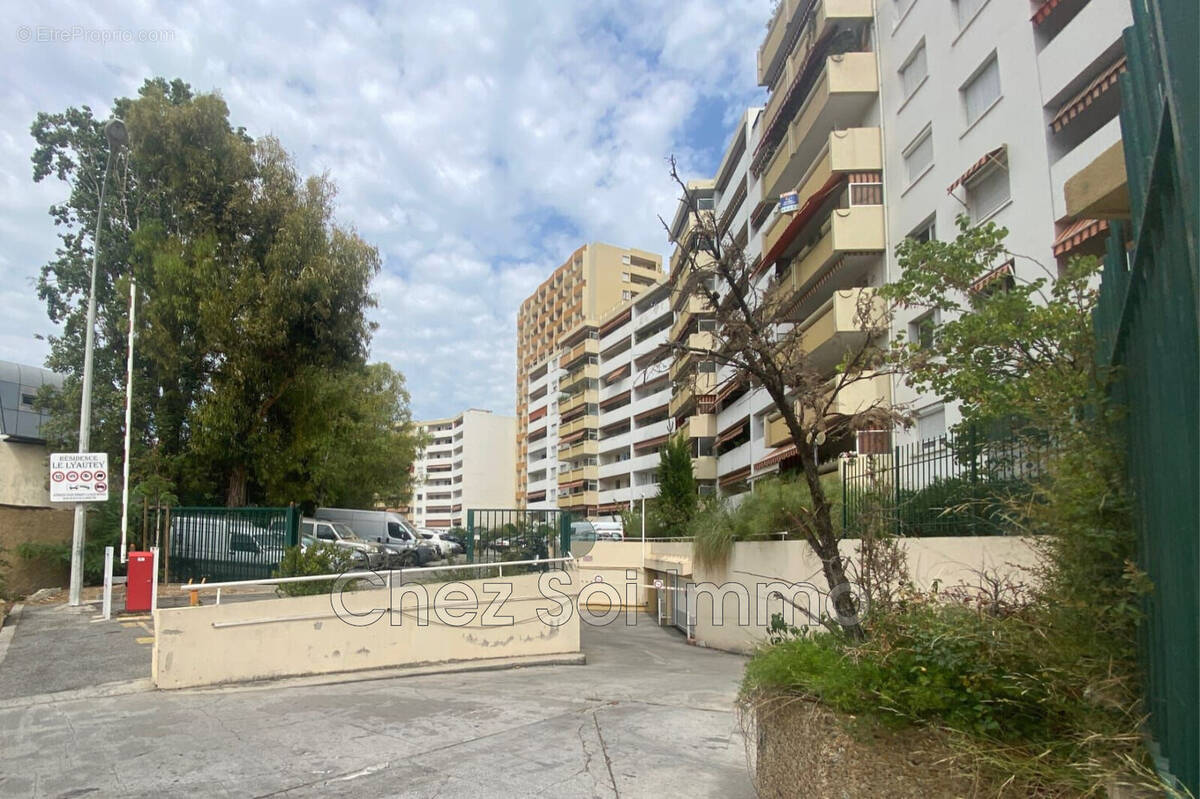 Parking à NICE