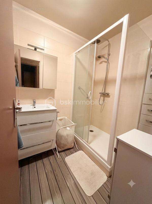 En EXCLUSIVITE - Appartement de type T4 et cave situé 7 quai du Drac à FONTAINE - photo 8