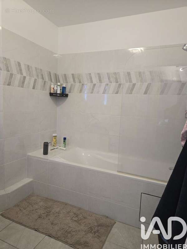 Photo 9 - Appartement à CLICHY