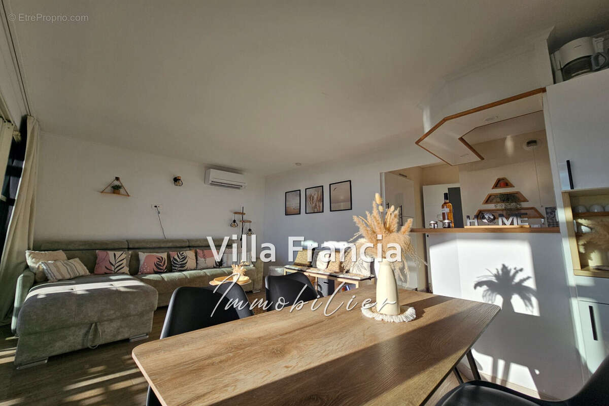 Appartement à SAINT-RAPHAEL