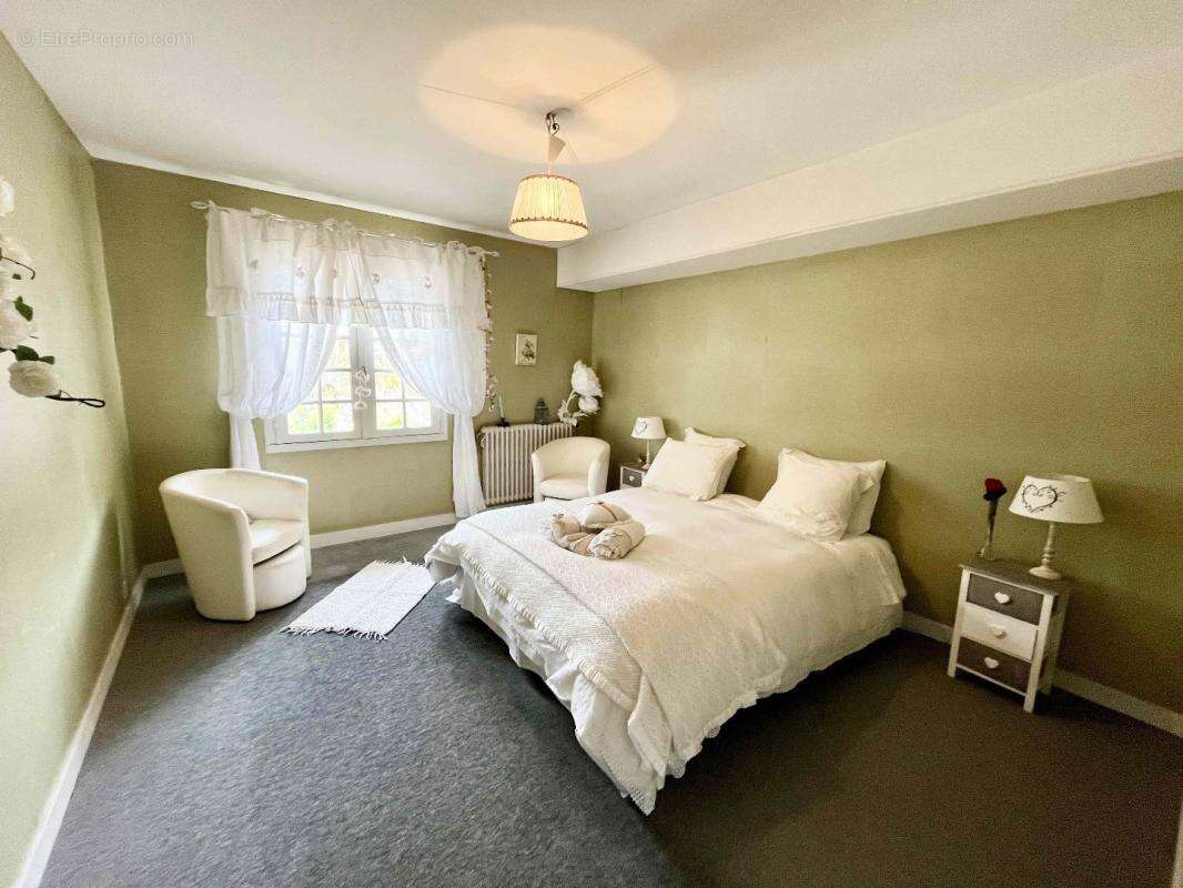 Maison à ANSAC-SUR-VIENNE