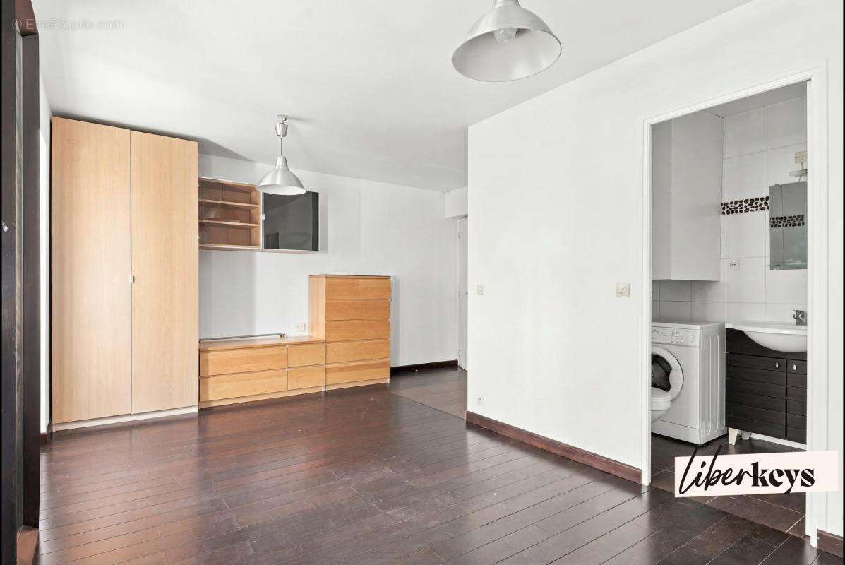 Paris 15 - Grenelle / Rue du Commerce - Studio - photo 5
