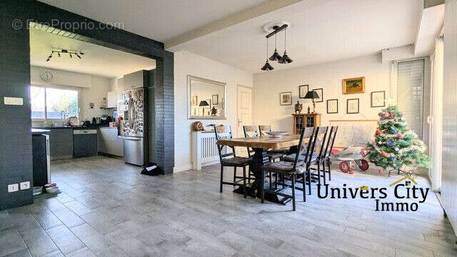 Maison à LES SORINIERES