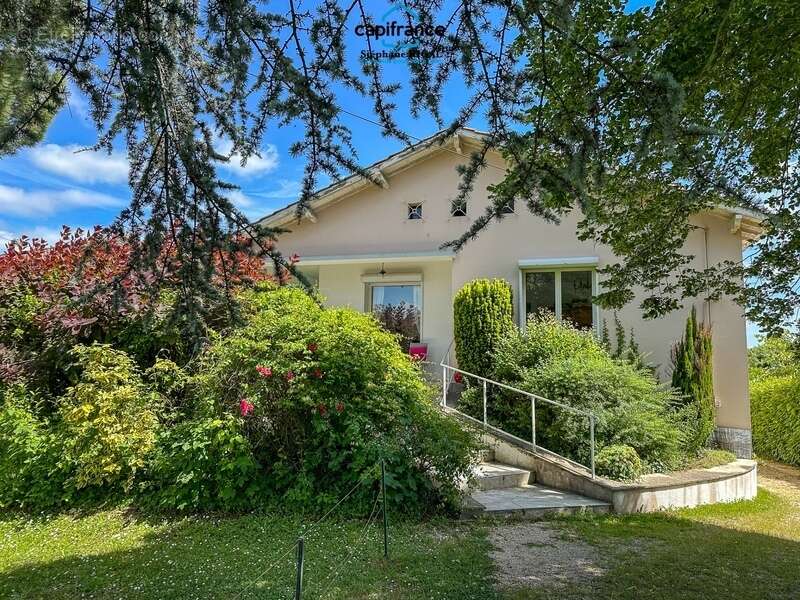 Maison à CONDEZAYGUES