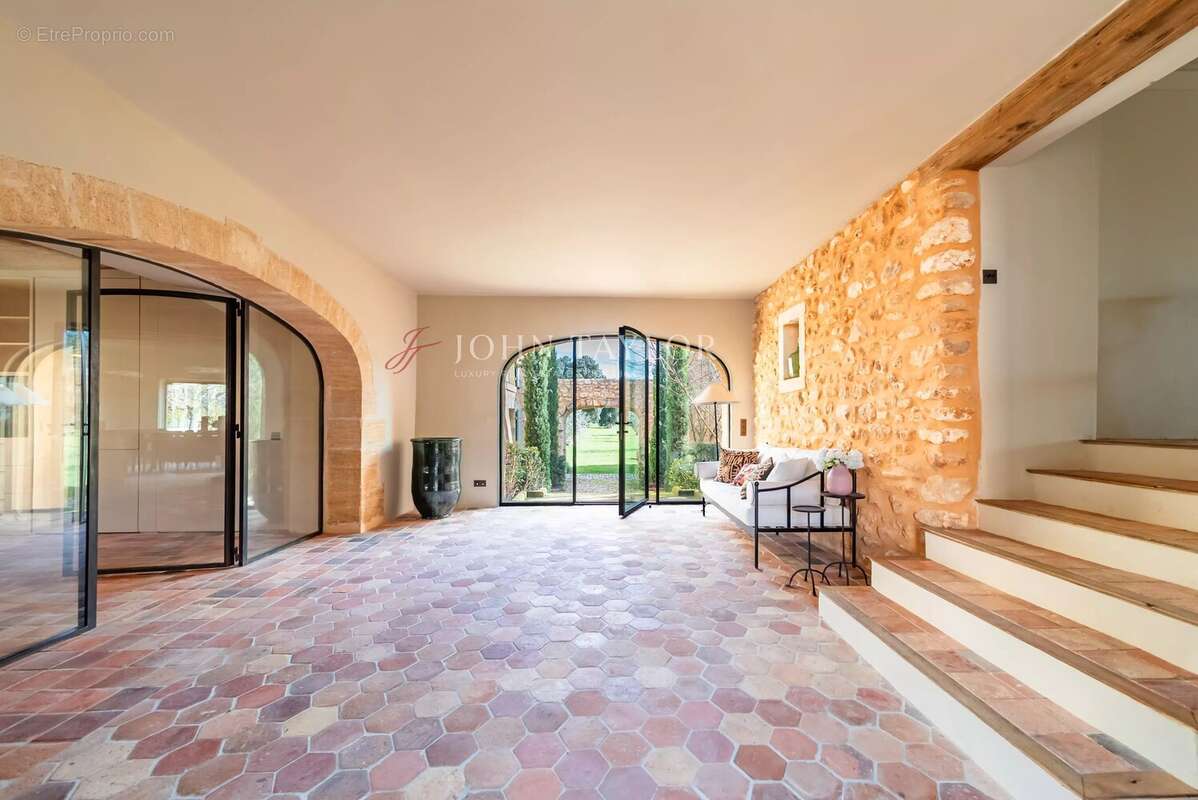 Maison à BONNIEUX