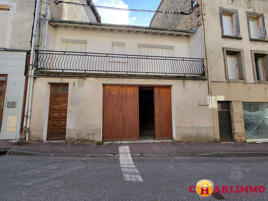 Maison à SAINT-JUNIEN
