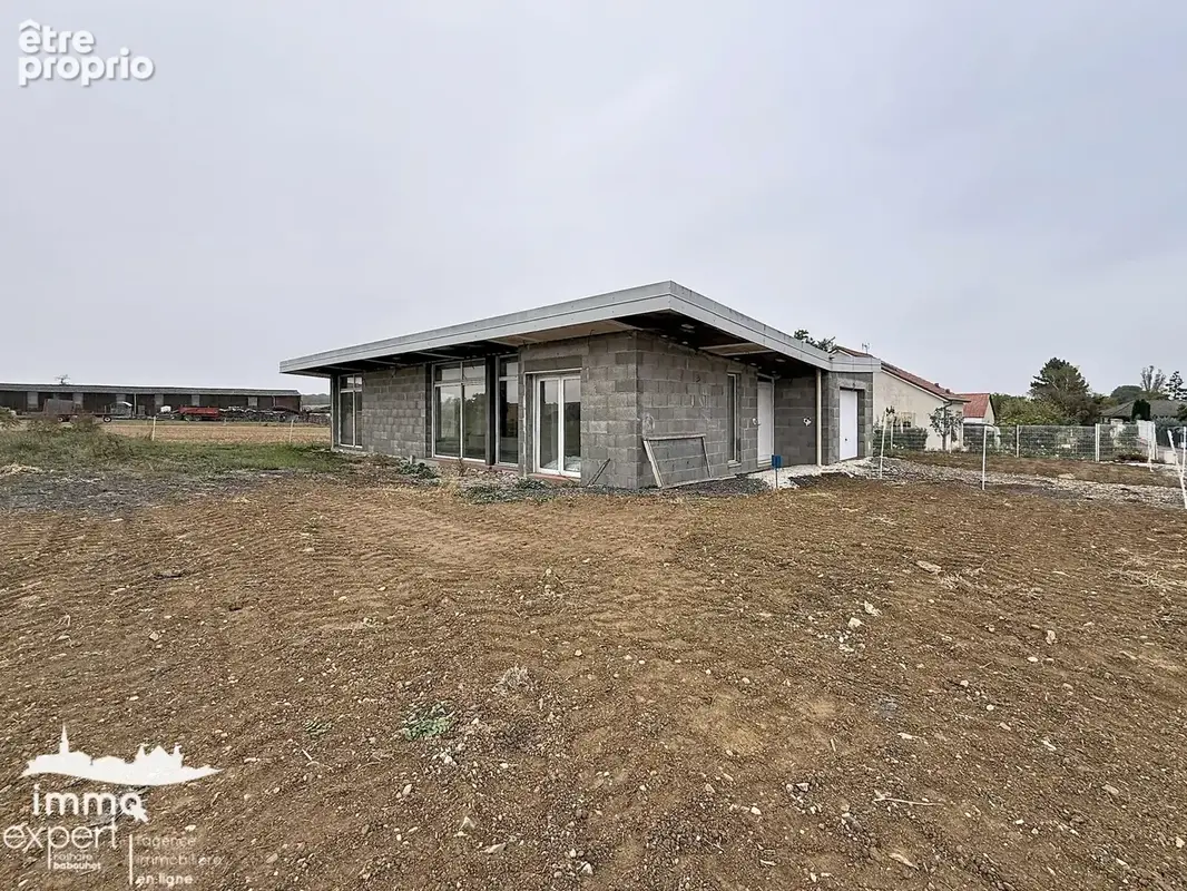 Maison à terminer   un beau potentiel à révéler ! - photo 2