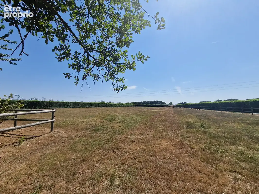 Maison à vendre  - A 5 minutes de St-Romain - 156 m² - 4 chambres + gîte - grand terrain - photo 2