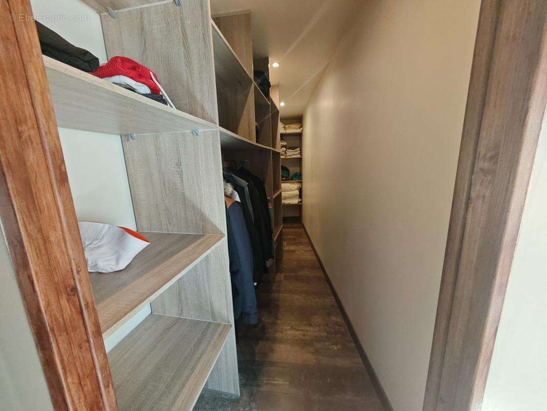 Maison 144 m² à Reaumont  - photo 10