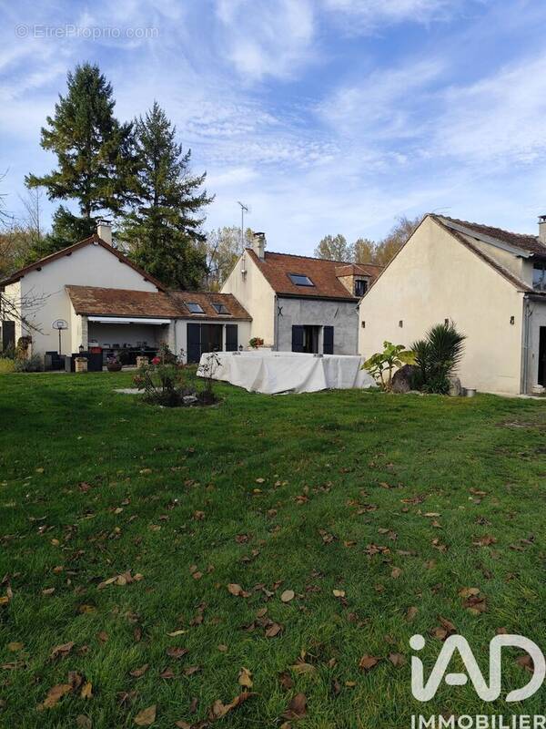 Photo 1 - Maison à NOYEN-SUR-SEINE