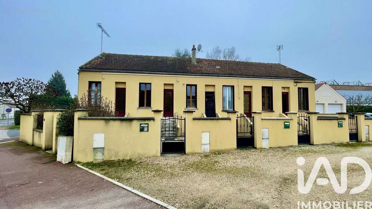 Photo 2 - Appartement à MONTEREAU-FAULT-YONNE