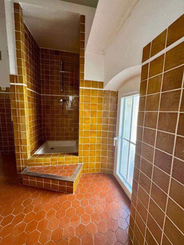 Appartement à LORGUES