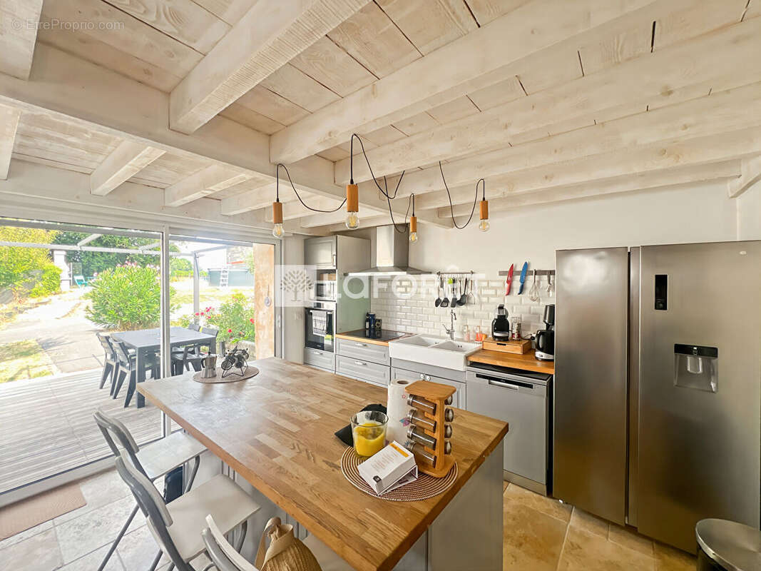 Maison à LUGON-ET-L&#039;ILE-DU-CARNAY