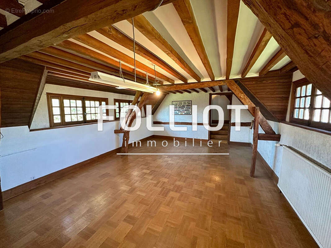 Maison à HOTOT-EN-AUGE
