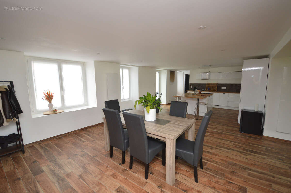 Maison à SAINT-PROUANT